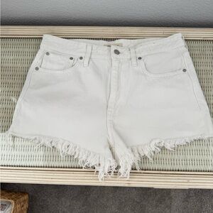 Madewell relaxed denim shorts.  Size 29